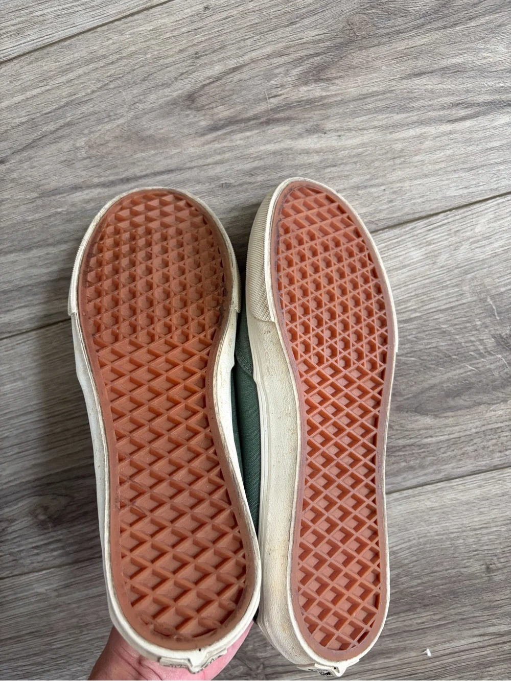 Women’s Vans, Size 8.5, Slip on, Classic low-profile